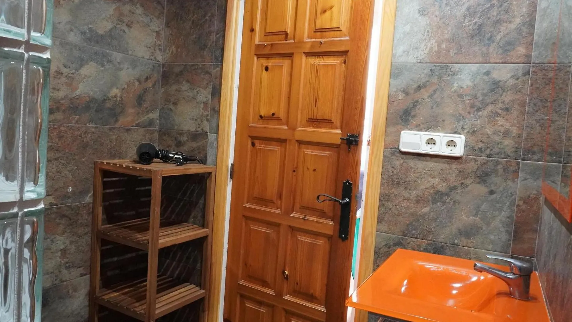 톨로엘라데몽트그리 Escoles 1 - L'Estartit; Centro - Es-323-91 아파트